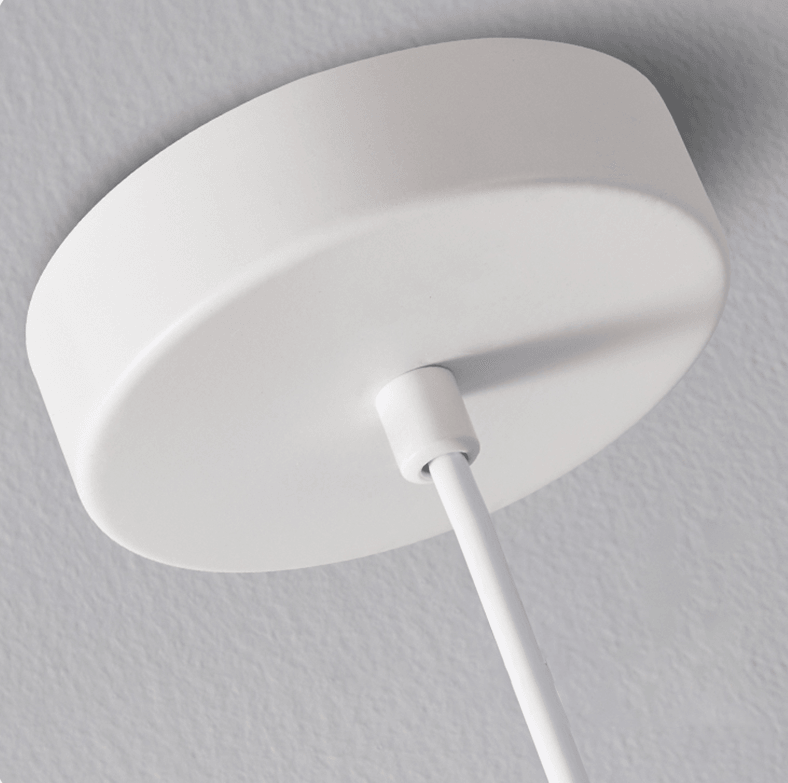 Nordevia | Lampada a sospensione in legno e metallo dal design nordico