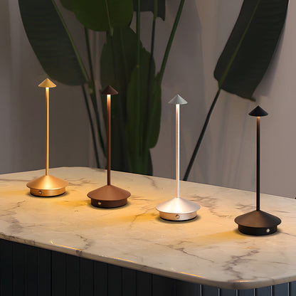 Toccavi | Kabellose LED Tischlampe aus Metall mit Touch-Dimmer und USB