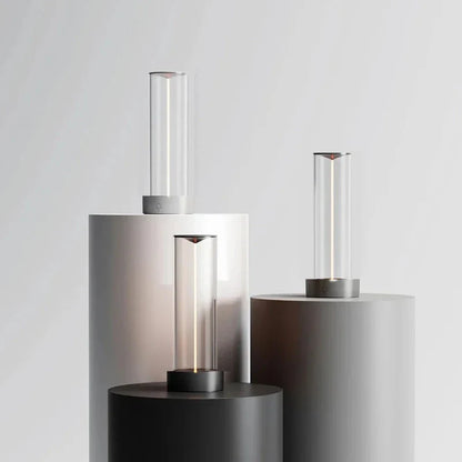 SleekTouch | Lampada da tavolo dimmerabile con touch | Design minimalista in alluminio con 3 livelli di luminosità