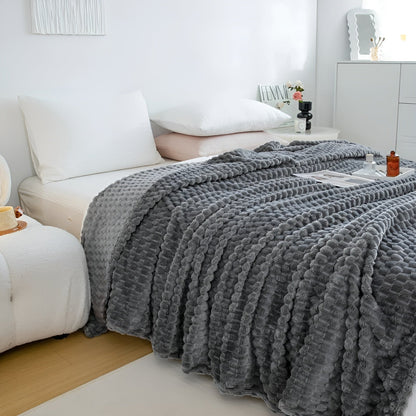 Mirelda | Microfiber Throw Blanket, Super Soft and Machine Washable at 30 °C