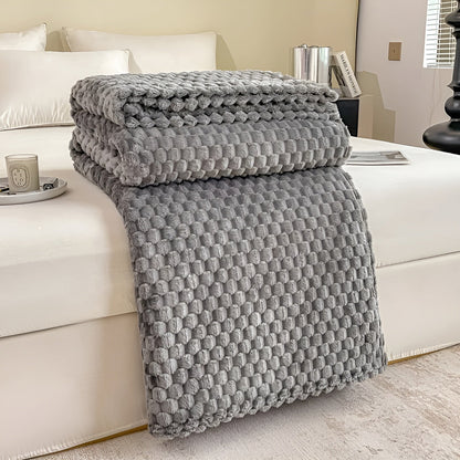 Mirelda | Microfiber Throw Blanket, Super Soft and Machine Washable at 30 °C