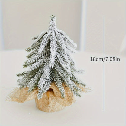 Tamana | Mini Christmas tree 18 cm with snowy look as Christmas decoration