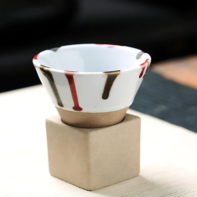 Tasumi | Set da 2 tazze da caffè giapponesi in ceramica con supporto, 100 ml