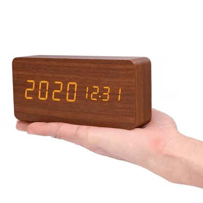 Woodsense | Elegante LED-Holzuhr mit Sprachsteuerung 12