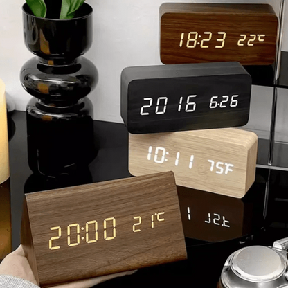 Woodsense | Elegante LED-Holzuhr mit Sprachsteuerung 4