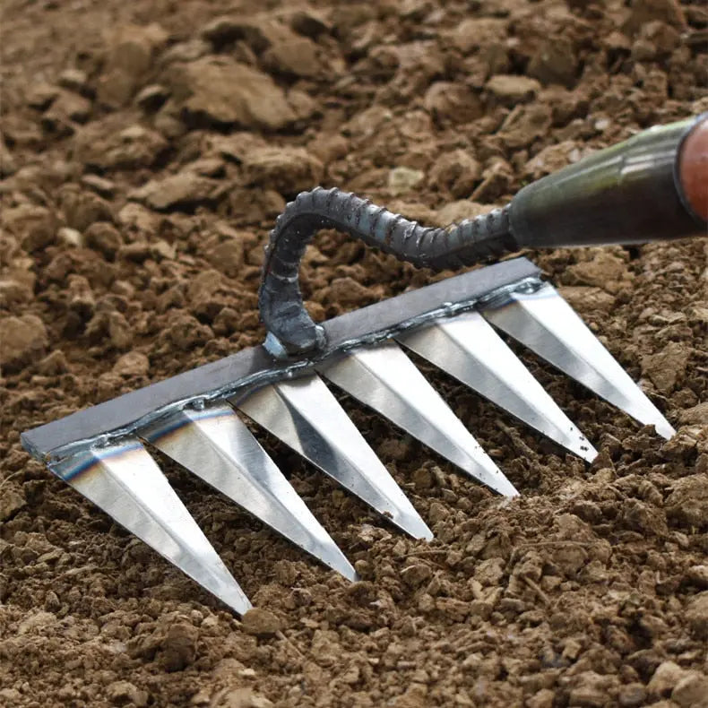 Zorenza | Gartenhacke mit Kohlenstoffstahlkopf 2