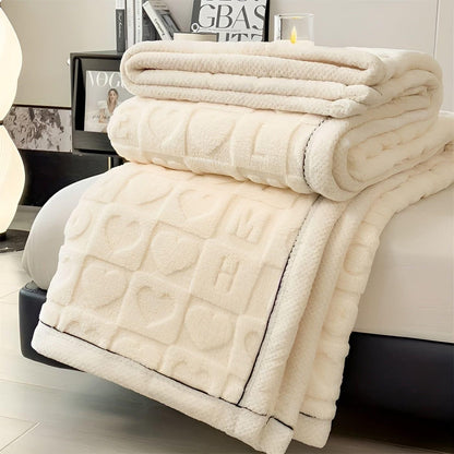 Cordalie | Manta reversible de forro polar coral con estampado de corazones y letras