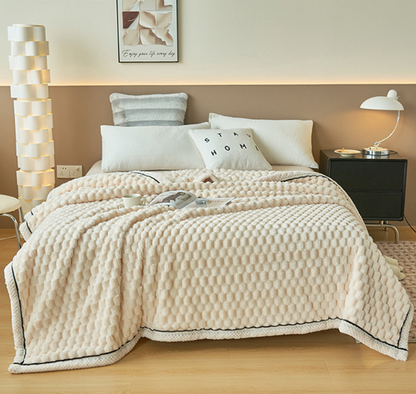 Valasia Nuvola | ultra-soft microfiber cuddle blanket