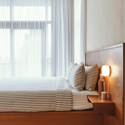 Veylo Dimm | lampada da parete LED compatta dal design scandinavo