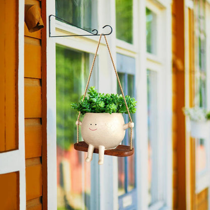 Liva Swing | Vaso sospeso smiley in resina per balcone e giardino
