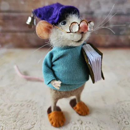 Pipsela | Handgefertigter Weihnachtsanhänger Filzmaus aus Wolle, 7,5 cm