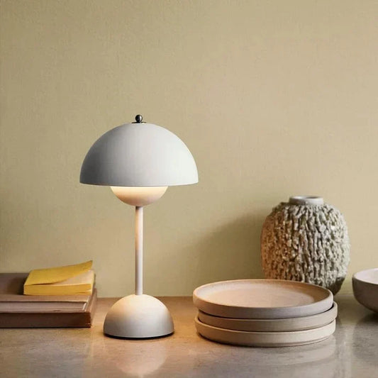 Vereva | Akku Tischlampe mit Touch-Dimmer, 2700 K, IP44, bis 12 Std. Laufzeit
