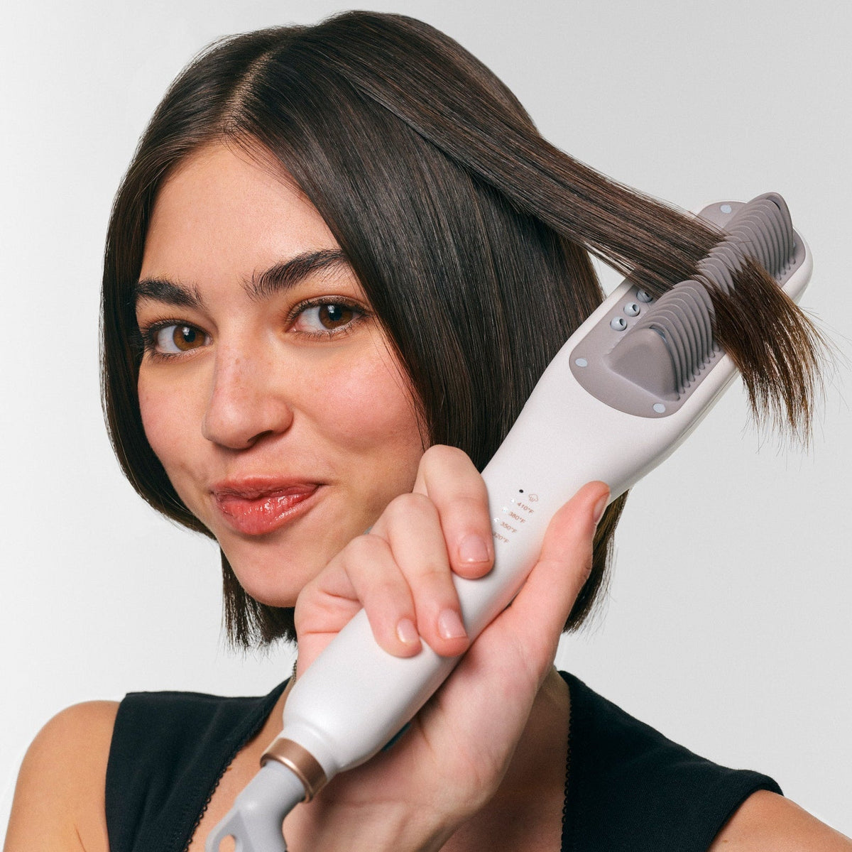 Silkara | Cepillo alisador de vapor con niveles de temperatura antiencrespamiento