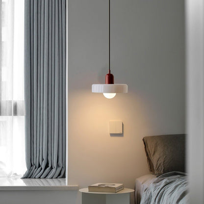 Lunari Halo | Lampada a sospensione in vetro colorato in stile Bauhaus