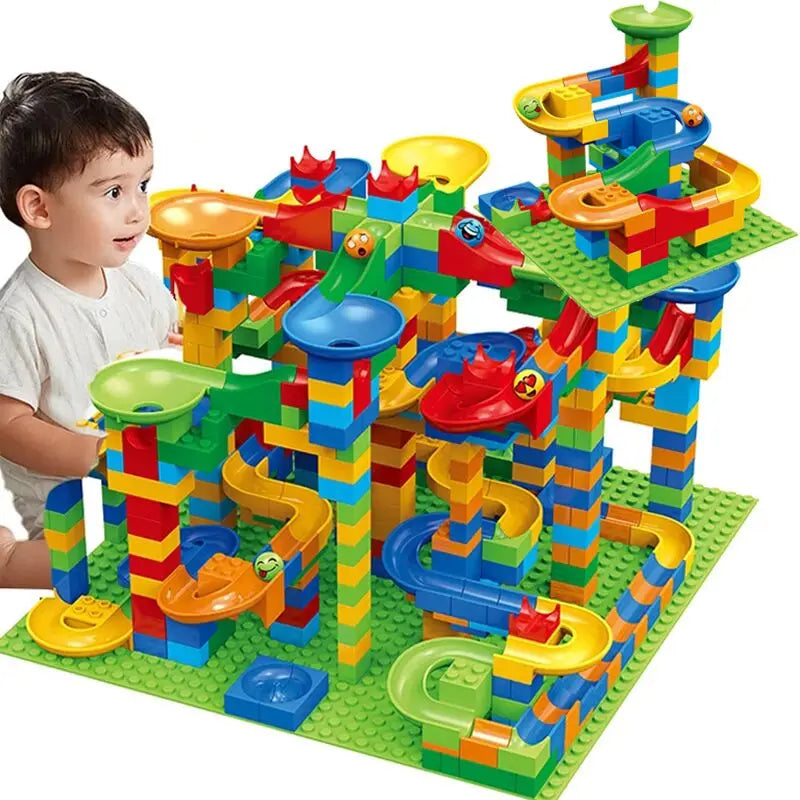 Murvana | Marble Run Building Set with 168 Pieces | Construction Toy for Ages 3+