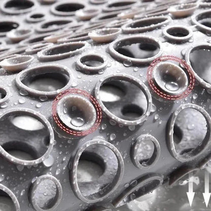 Silvra | Non-Slip Shower Mat with Suction Cups and Quick-Dry Design