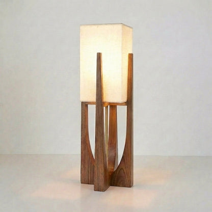 Tenvori | Stehlampe mit Stoffschirm und Holzfuß im Wabi-Sabi-Stil, E27