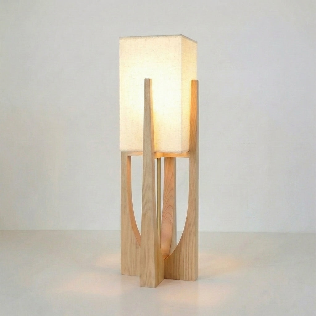 Tenvori | Stehlampe mit Stoffschirm und Holzfuß im Wabi-Sabi-Stil, E27