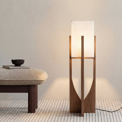 Tenvori | Stehlampe mit Stoffschirm und Holzfuß im Wabi-Sabi-Stil, E27