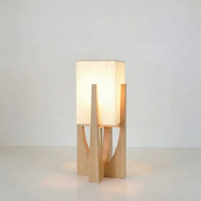 Tenvori | Stehlampe mit Stoffschirm und Holzfuß im Wabi-Sabi-Stil, E27