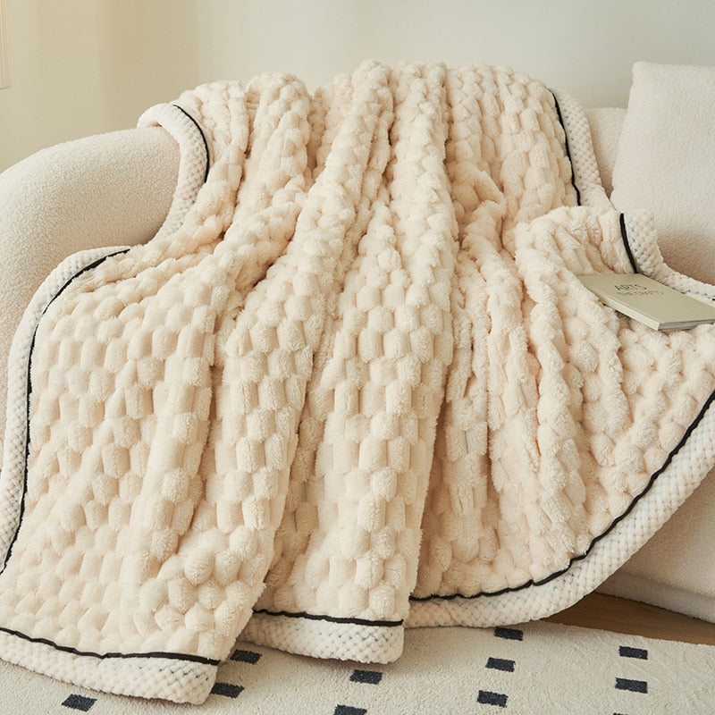 Valasia Nuvola | ultra-soft microfiber cuddle blanket