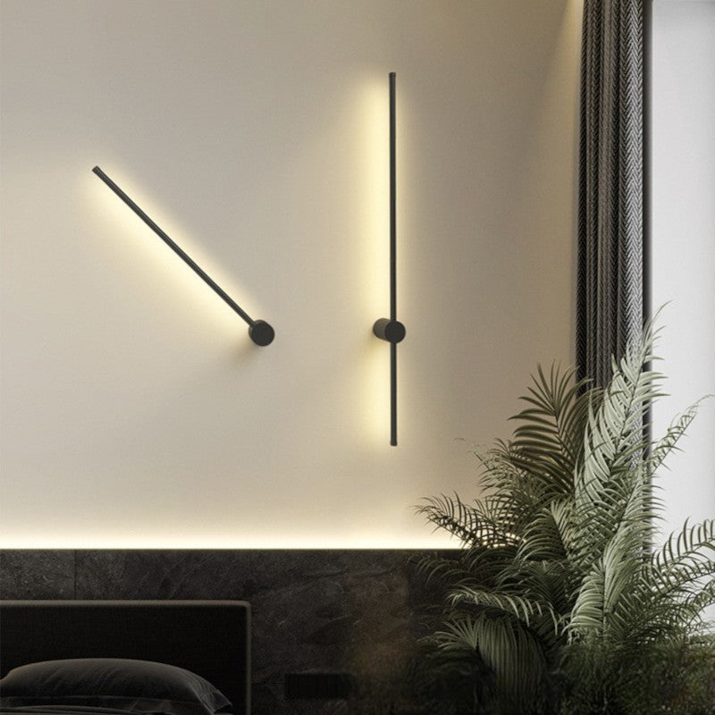 Strivola | LED Wandleuchte innen aus Eisen und Acryl, 60 bis 120 cm