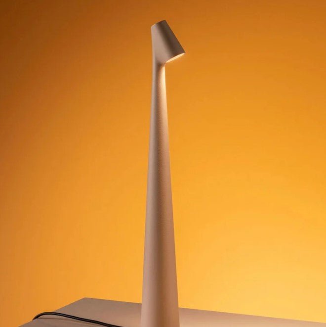 Corvela | Wiederaufladbare LED Tischlampe aus Polycarbonat, 3 Helligkeitsstufen