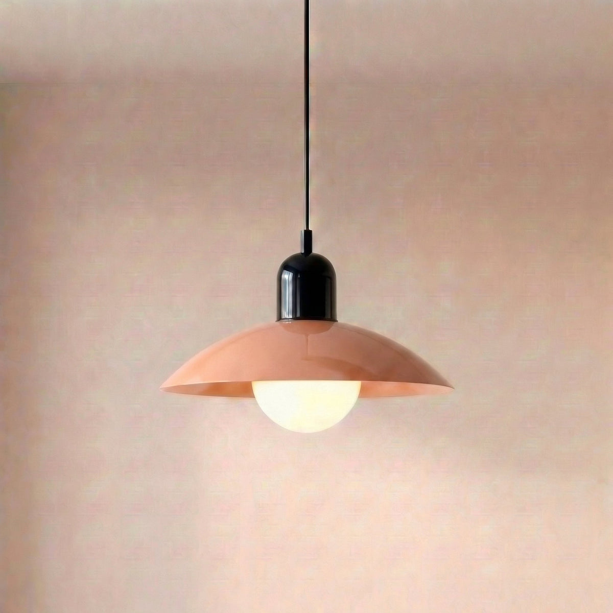 Dolcina | Pendelleuchte aus Eisen mit zweifarbigem Schirm, Ø 32 cm, 150 cm Kabel