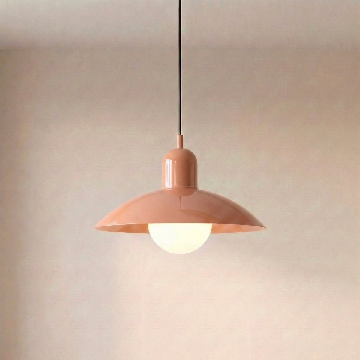 Dolcina | Pendelleuchte aus Eisen mit zweifarbigem Schirm, Ø 32 cm, 150 cm Kabel