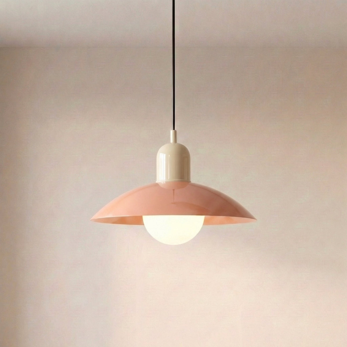 Dolcina | Pendelleuchte aus Eisen mit zweifarbigem Schirm, Ø 32 cm, 150 cm Kabel