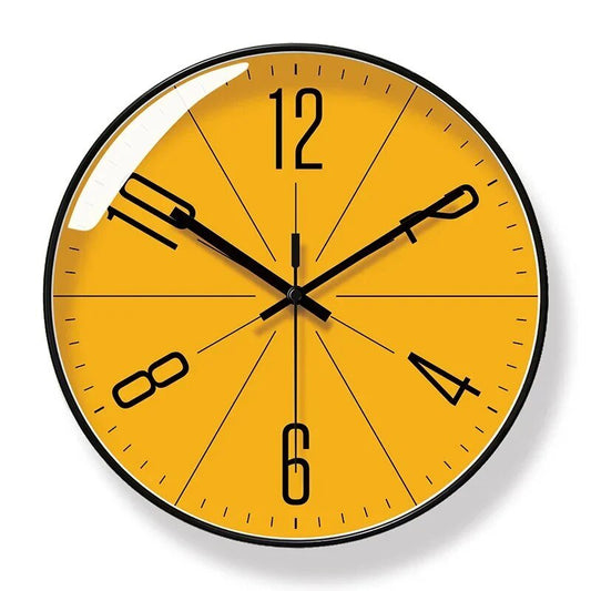 Norviga Noir | Horloge murale noire au design scandinave, avec mouvement à quartz