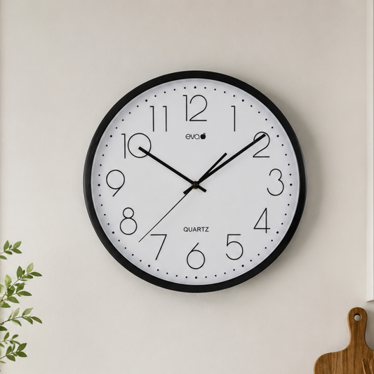 Wanduhr mit Quarzmechanismus Eva