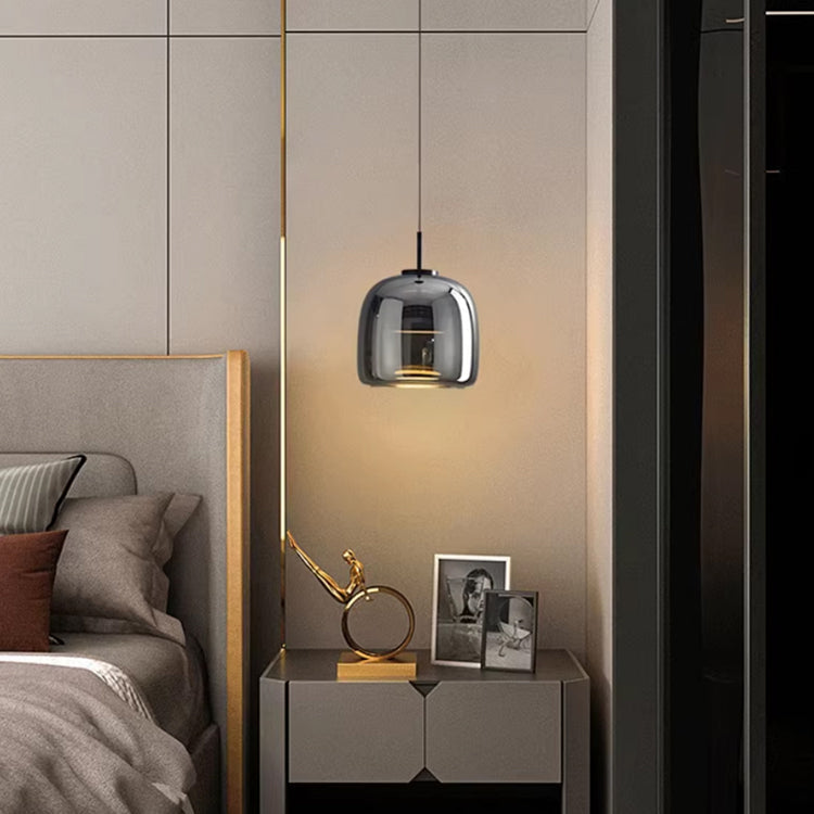 Svarna | Suspension scandinave en verre teinté
