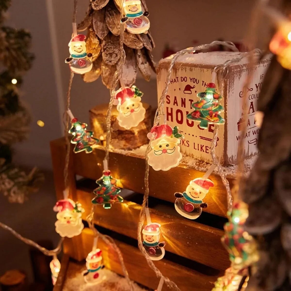 Glimova | Weihnachtslichterkette mit Motiven, batteriebetrieben, 1,5 oder 3 m
